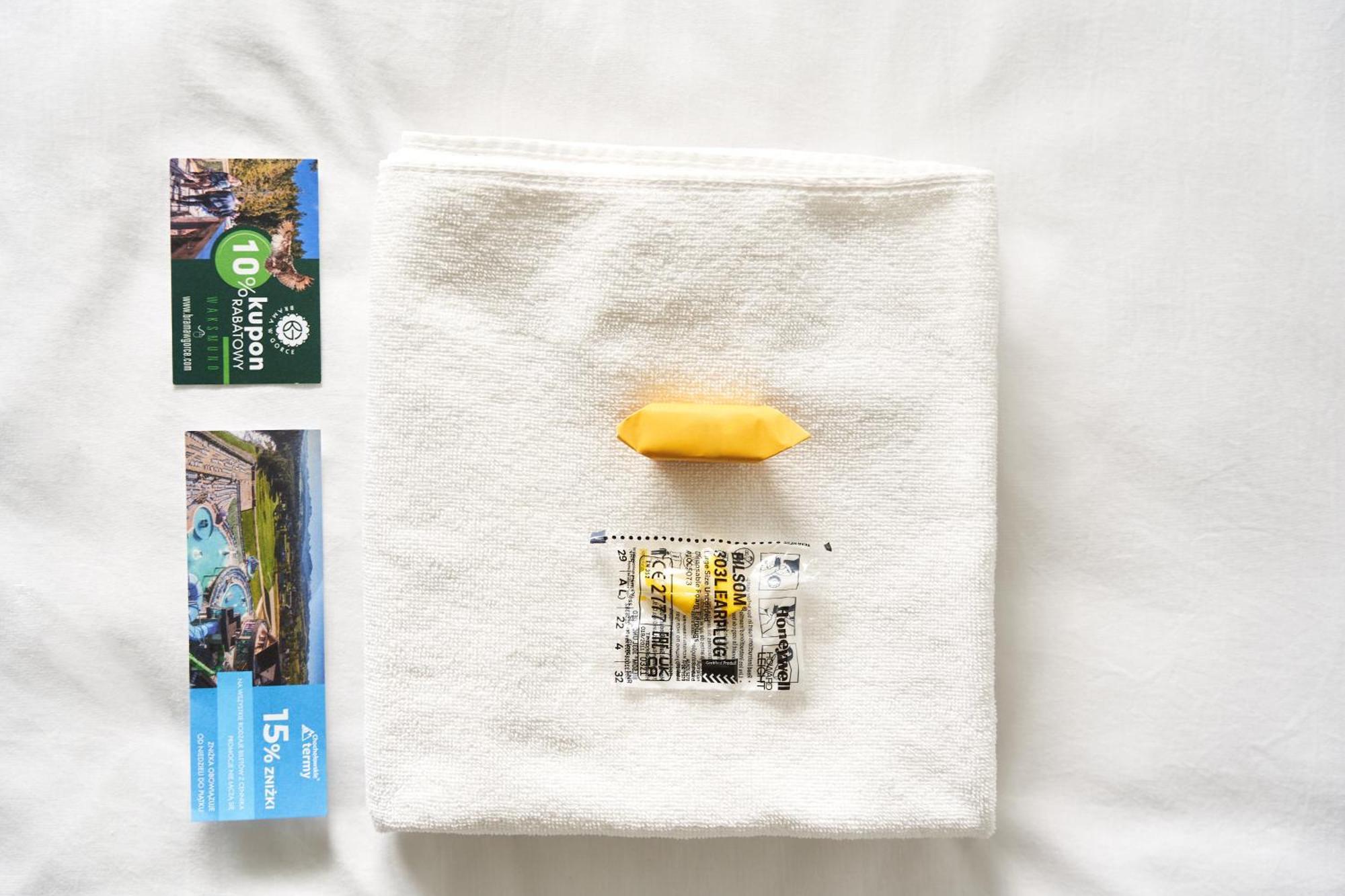 Hostel L44 โนวือตาร์ก ภายนอก รูปภาพ